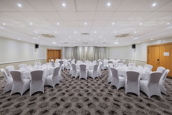 holiday inn glasgow east kilbride by ihg