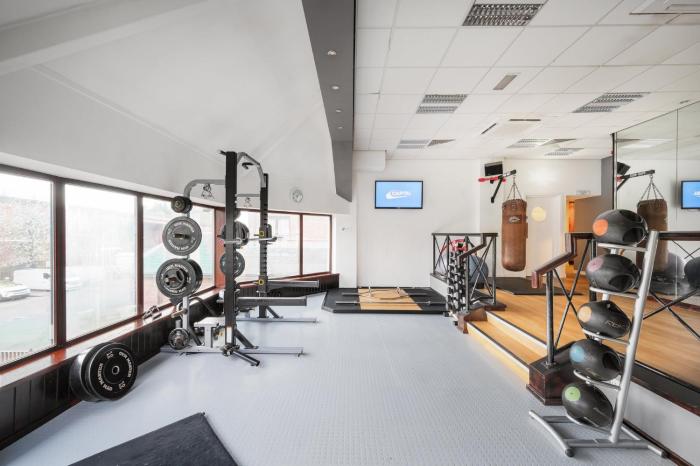 holiday inn glasgow east kilbride by ihg