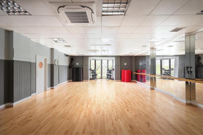 holiday inn glasgow east kilbride by ihg