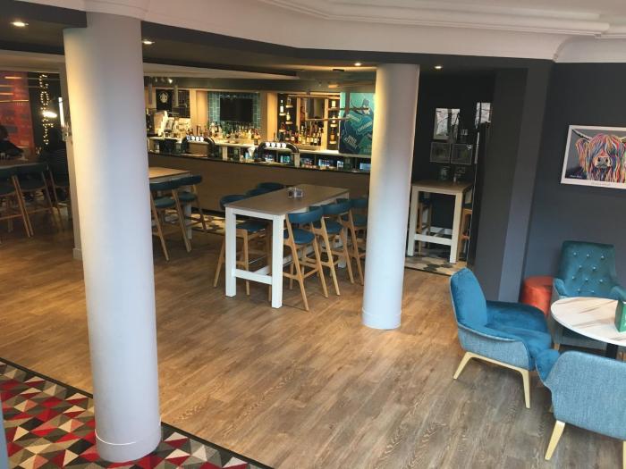 holiday inn glasgow east kilbride by ihg