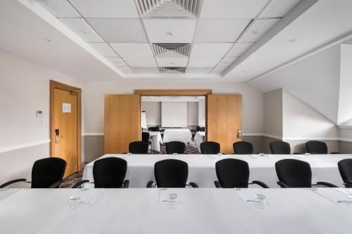 holiday inn glasgow east kilbride by ihg