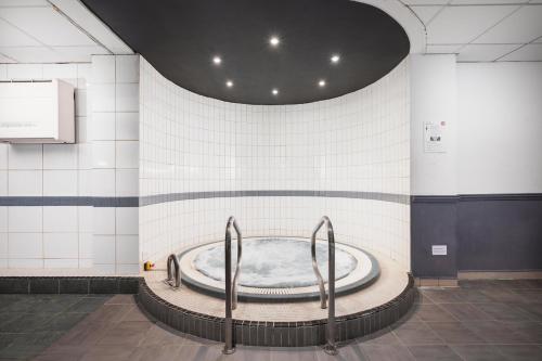 holiday inn glasgow east kilbride by ihg