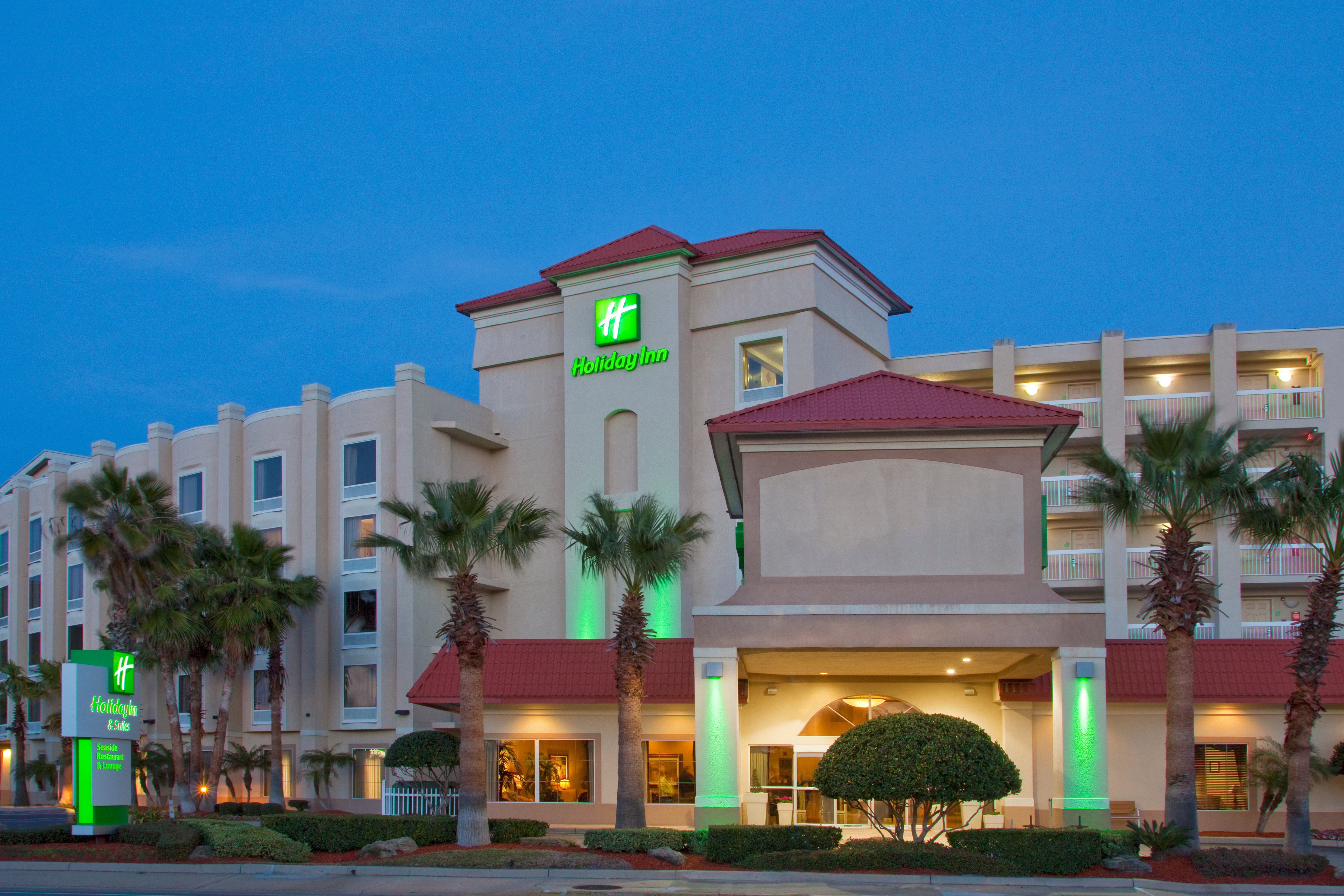 holiday inn and suites daytona beach on the ocean