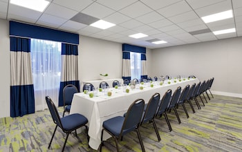 Holiday Inn & Suites Daytona Beach On The Ocean,Volusia County>>Daytona Beach,3 star