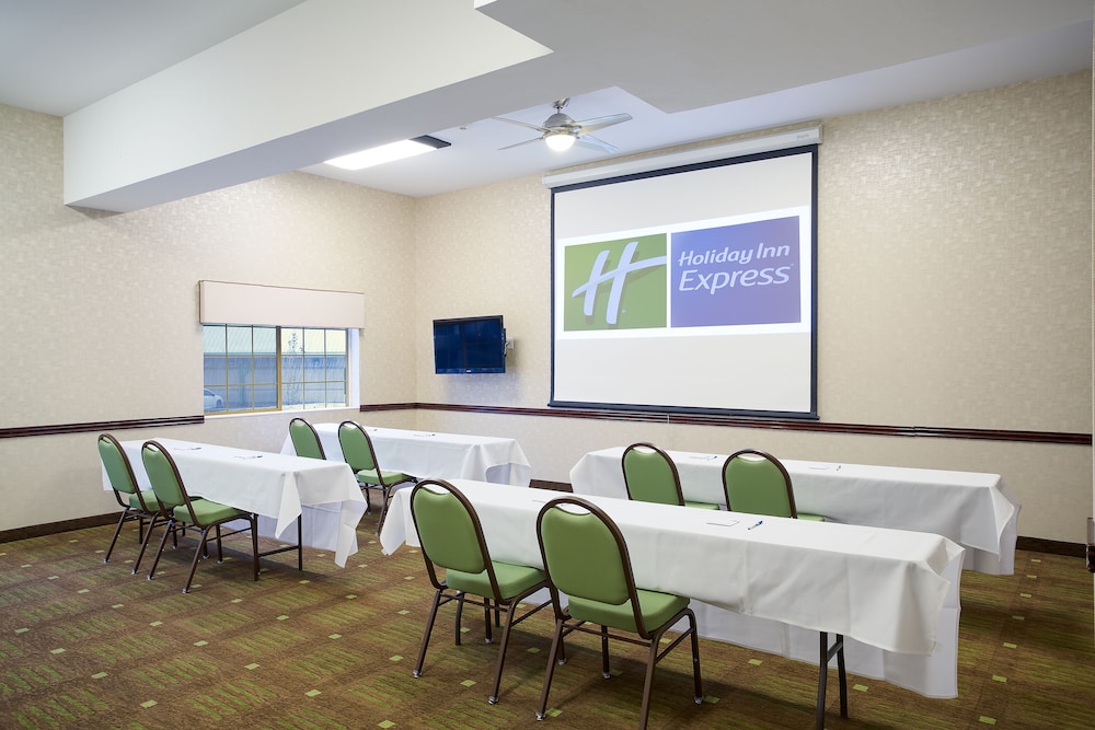 holiday inn express layton by ihg