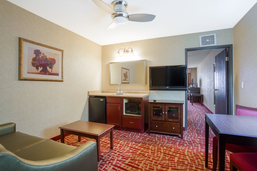 holiday inn express layton by ihg