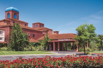 doubletree by hilton sonoma wine country