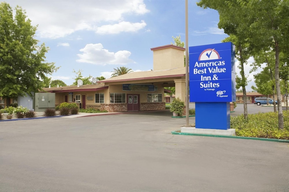 Americas Best Value Inn & Suites Oroville,Butte County>>Butte,2 star
