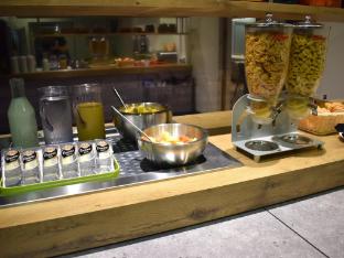 ibis styles arles palais des congres