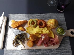 ibis styles arles palais des congres