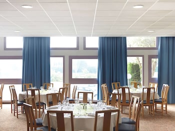 ibis styles arles palais des congres