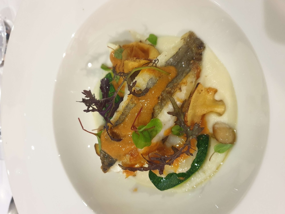 ibis styles arles palais des congres