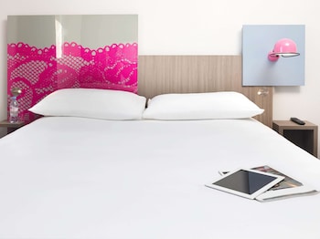 ibis styles arles palais des congres