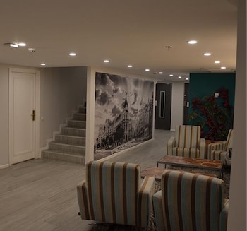 boutique urban madrid genova