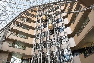 jumeirah emirates towers hotel