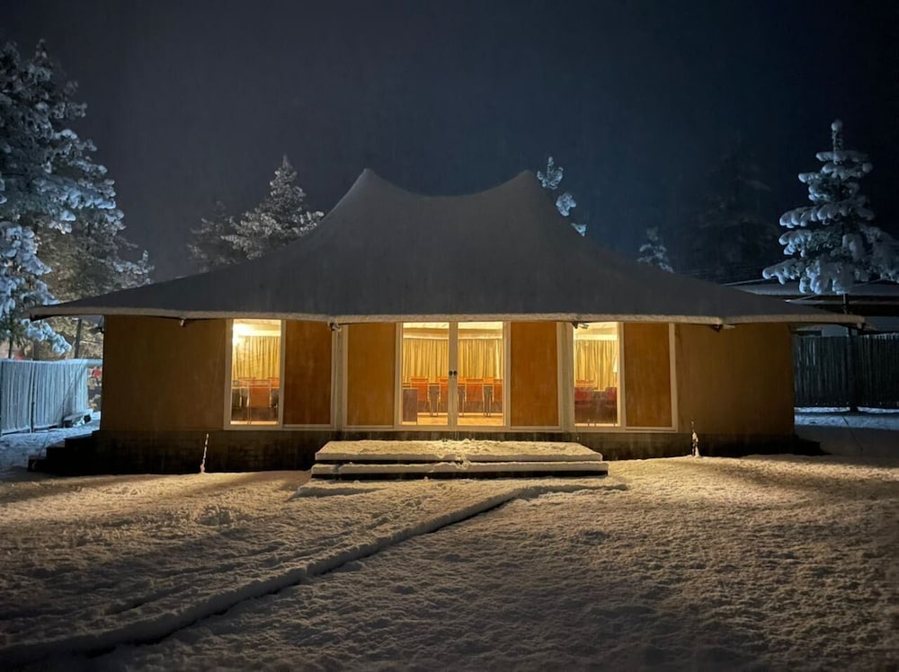 the tigers nest camp