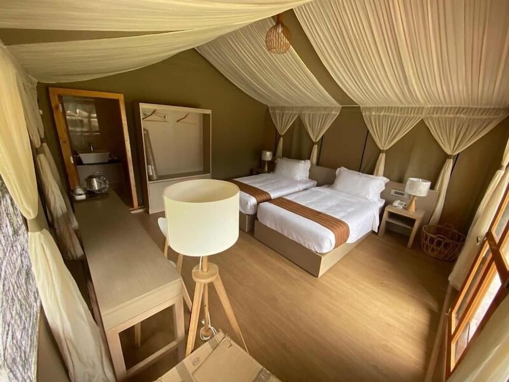 the tigers nest camp