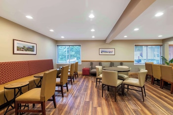 best western plus windjammer inn and conference center