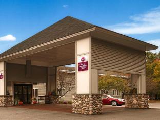 Best Western Plus Windjammer Inn & Conference Center,Near University Of Vermont,3 star