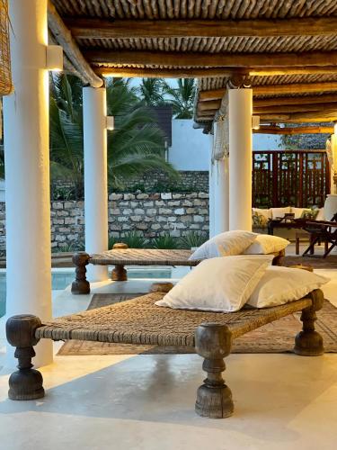 simba wa kale luxury suites and beach watamu