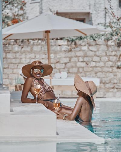 simba wa kale luxury suites and beach watamu