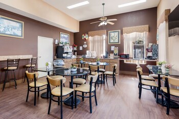 econo lodge