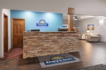 days inn by wyndham hutchinson