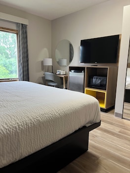 days inn by wyndham hutchinson