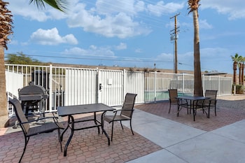 Best Western Blythe,Riverside>>Blythe,3 star
