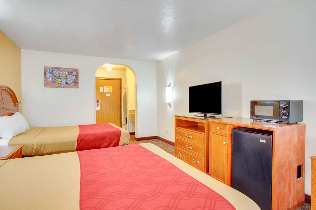 econo lodge inn and suites albuquerque east i 40 eubank exit
