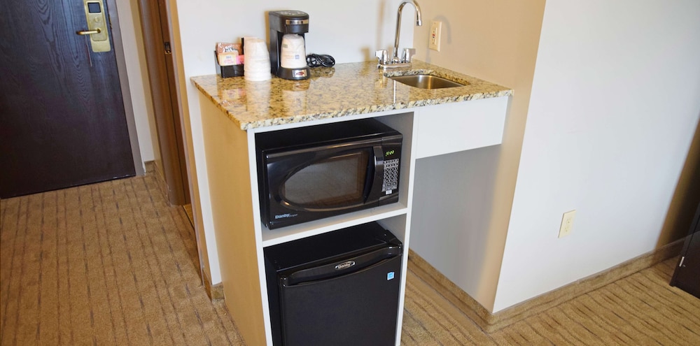 Best Western Pembroke Inn & Conference Centre,Petawawa>>Pembroke,3 star
