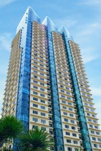 astoria plaza