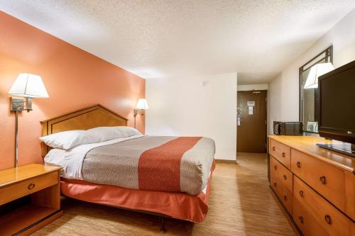 motel 6 albert lea mn
