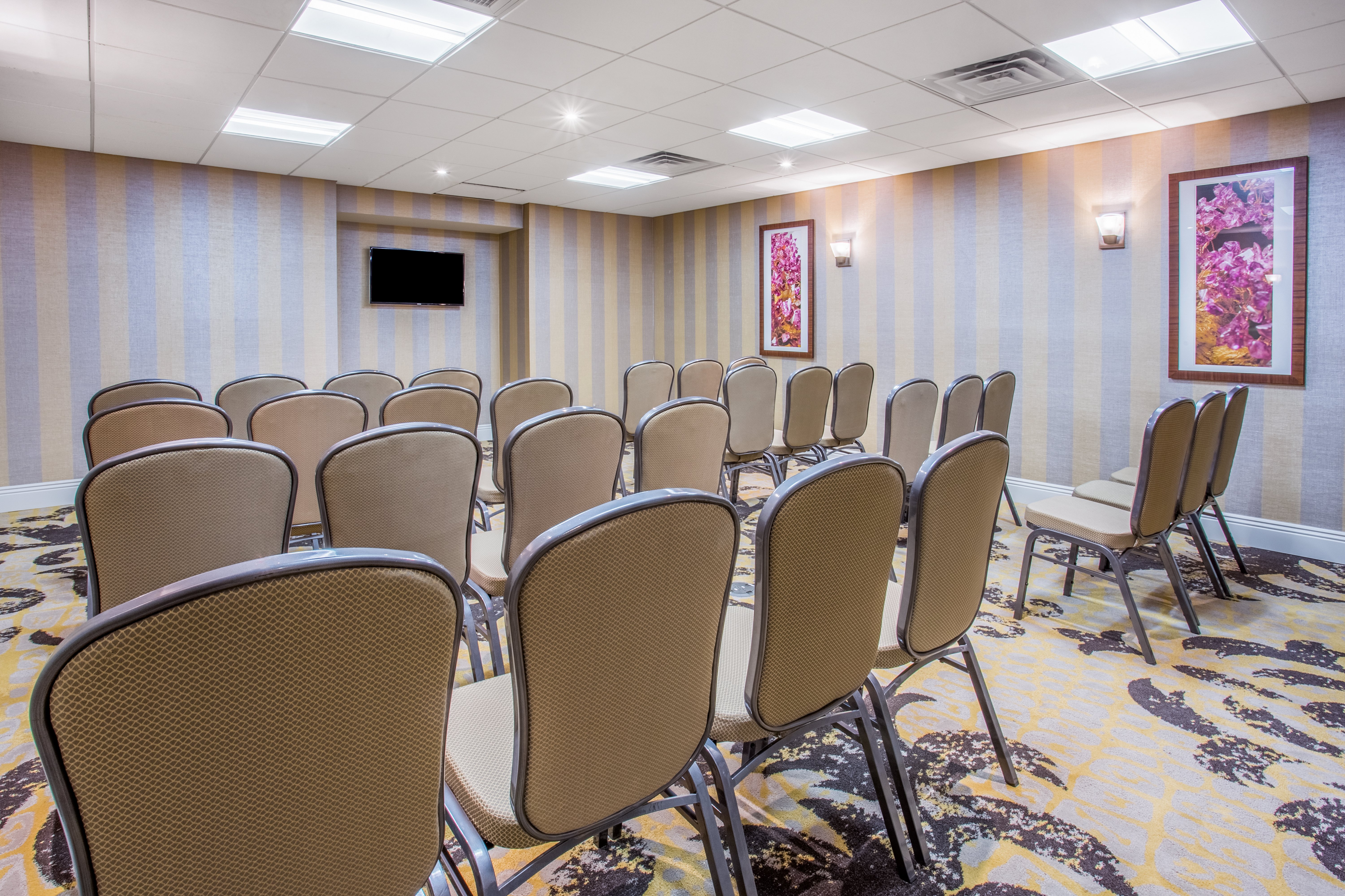 crowne plaza saddle brook by ihg