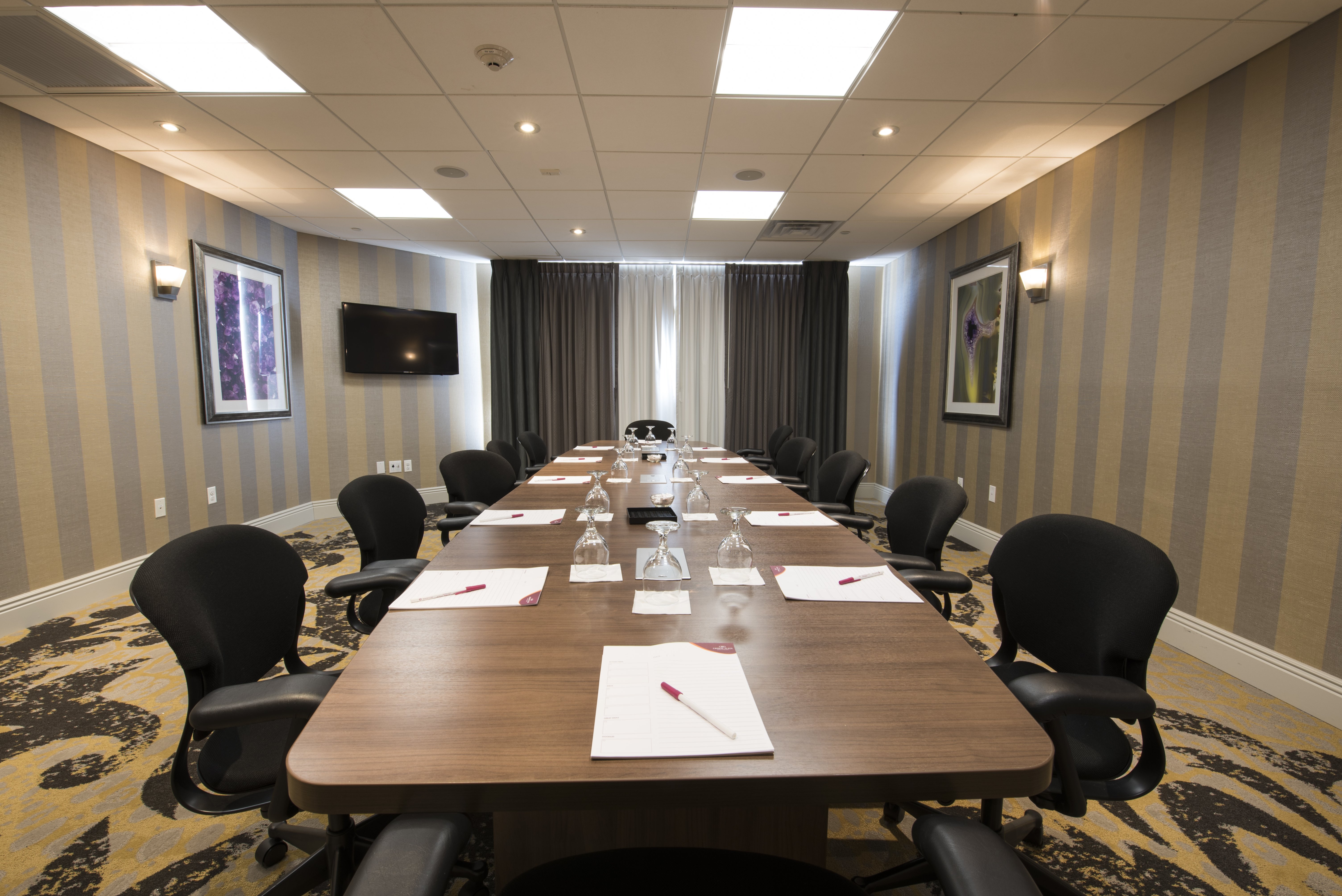 crowne plaza saddle brook by ihg