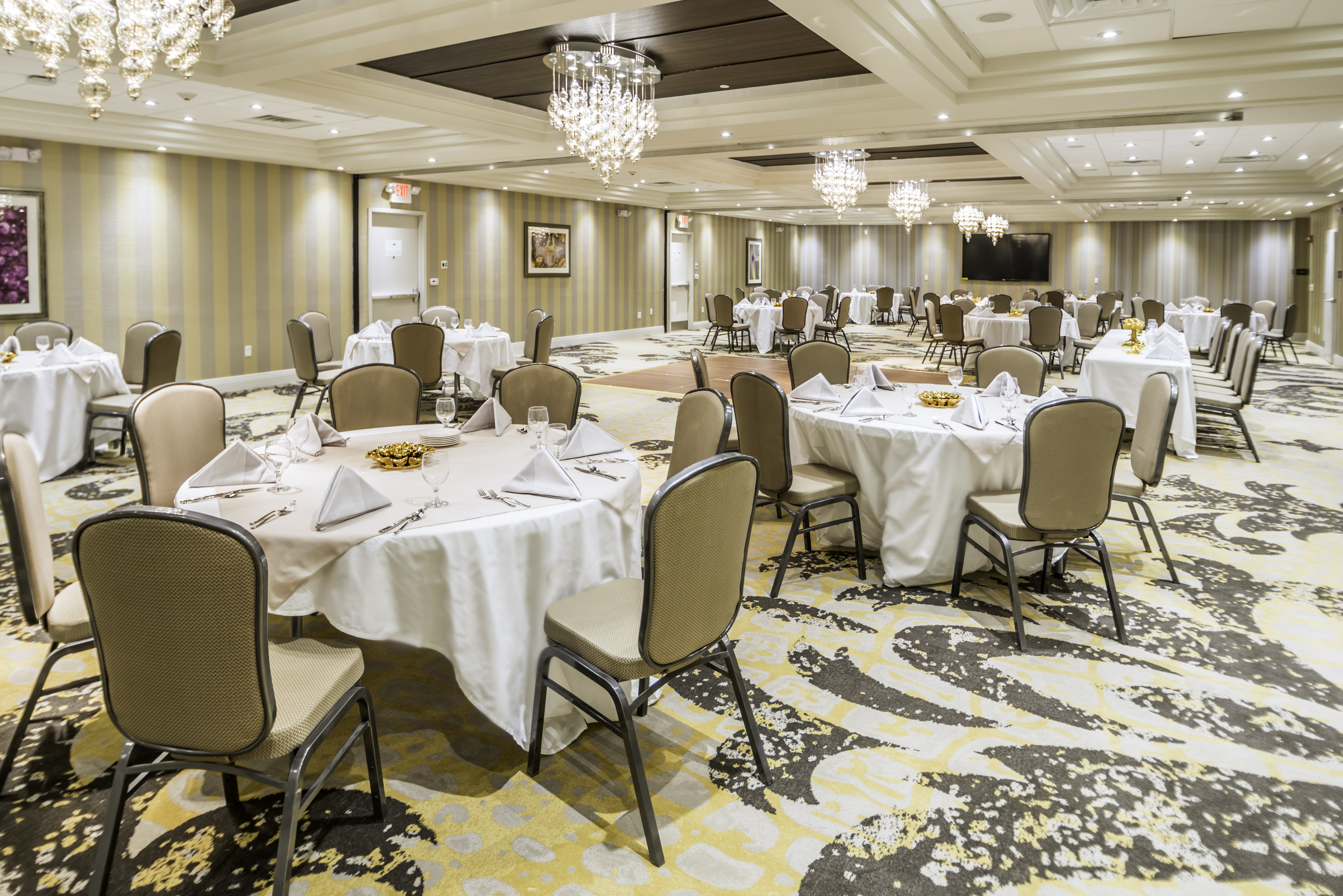 crowne plaza saddle brook by ihg