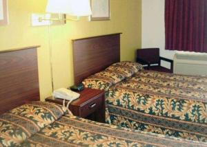 rodeway inn goddard