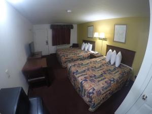 rodeway inn goddard
