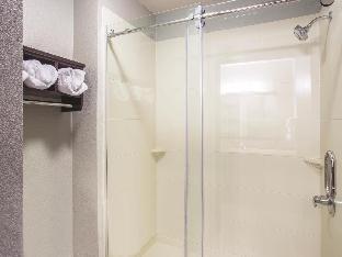 la quinta by wyndham ofallon il st louis