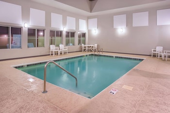 la quinta by wyndham ofallon il st louis