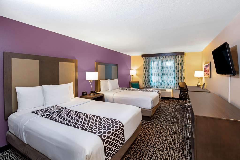 la quinta inn and suites by wyndham las vegas nellis