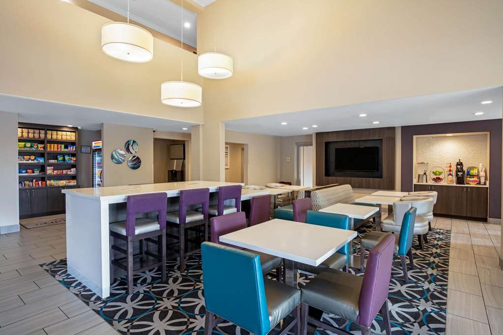 la quinta inn and suites by wyndham las vegas nellis
