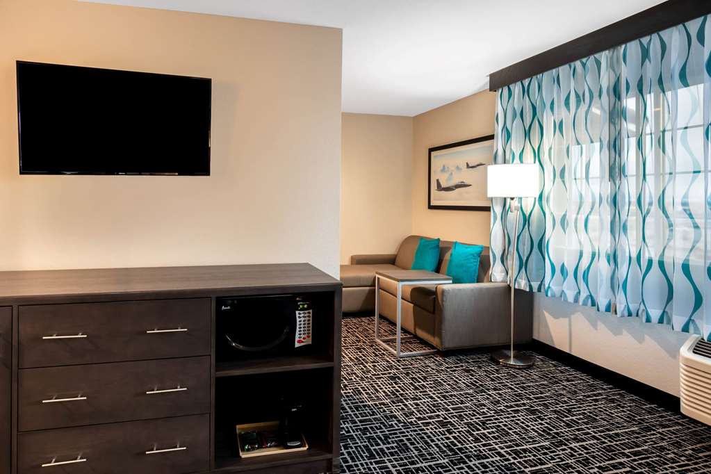 la quinta inn and suites by wyndham las vegas nellis