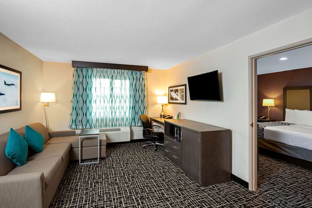 la quinta inn and suites by wyndham las vegas nellis