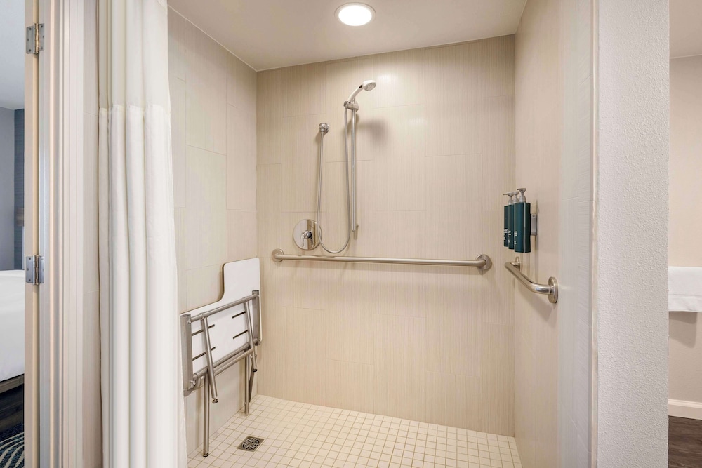 hilton grand vacations club paradise las vegas