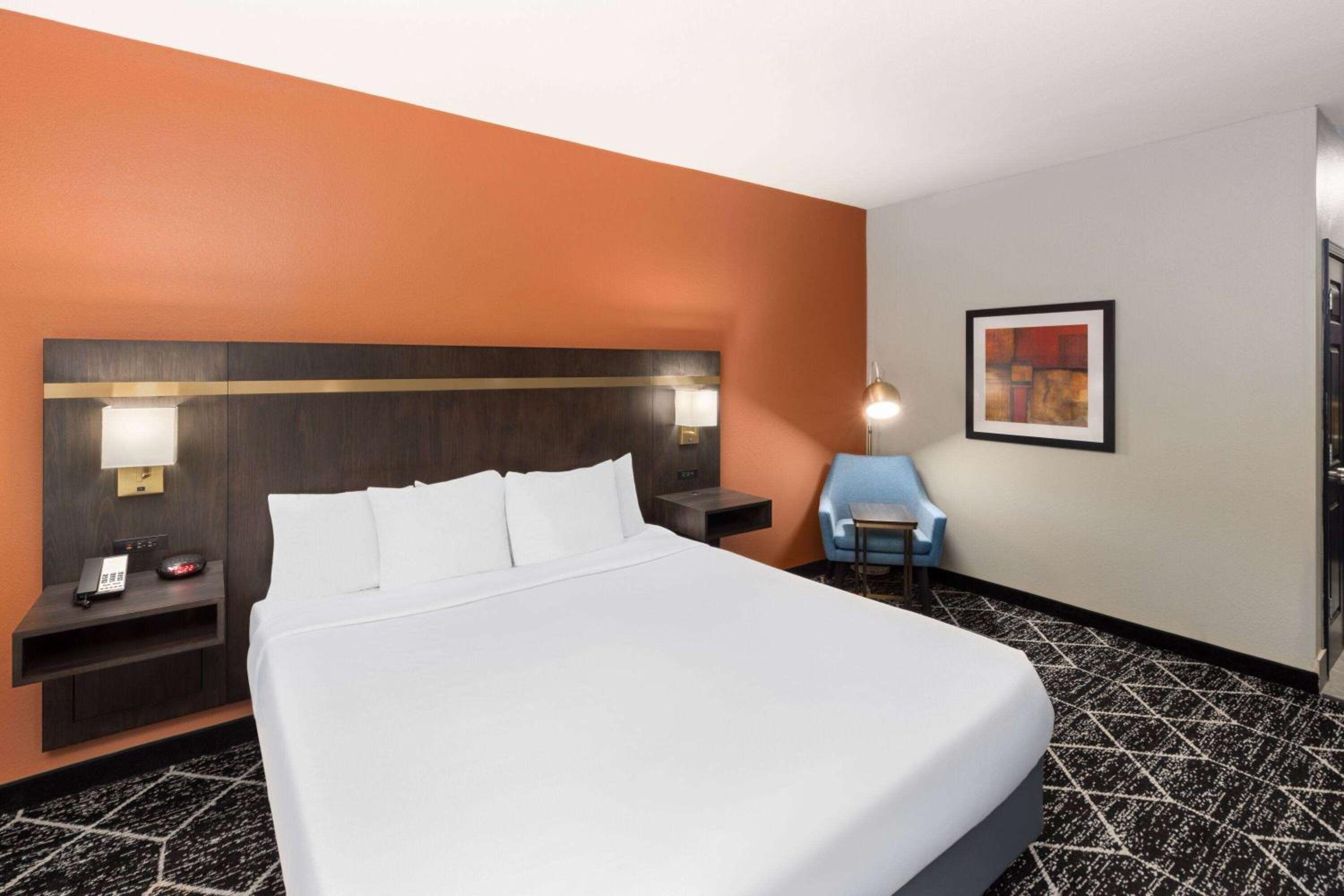 embassy suites by hilton convention center las vegas