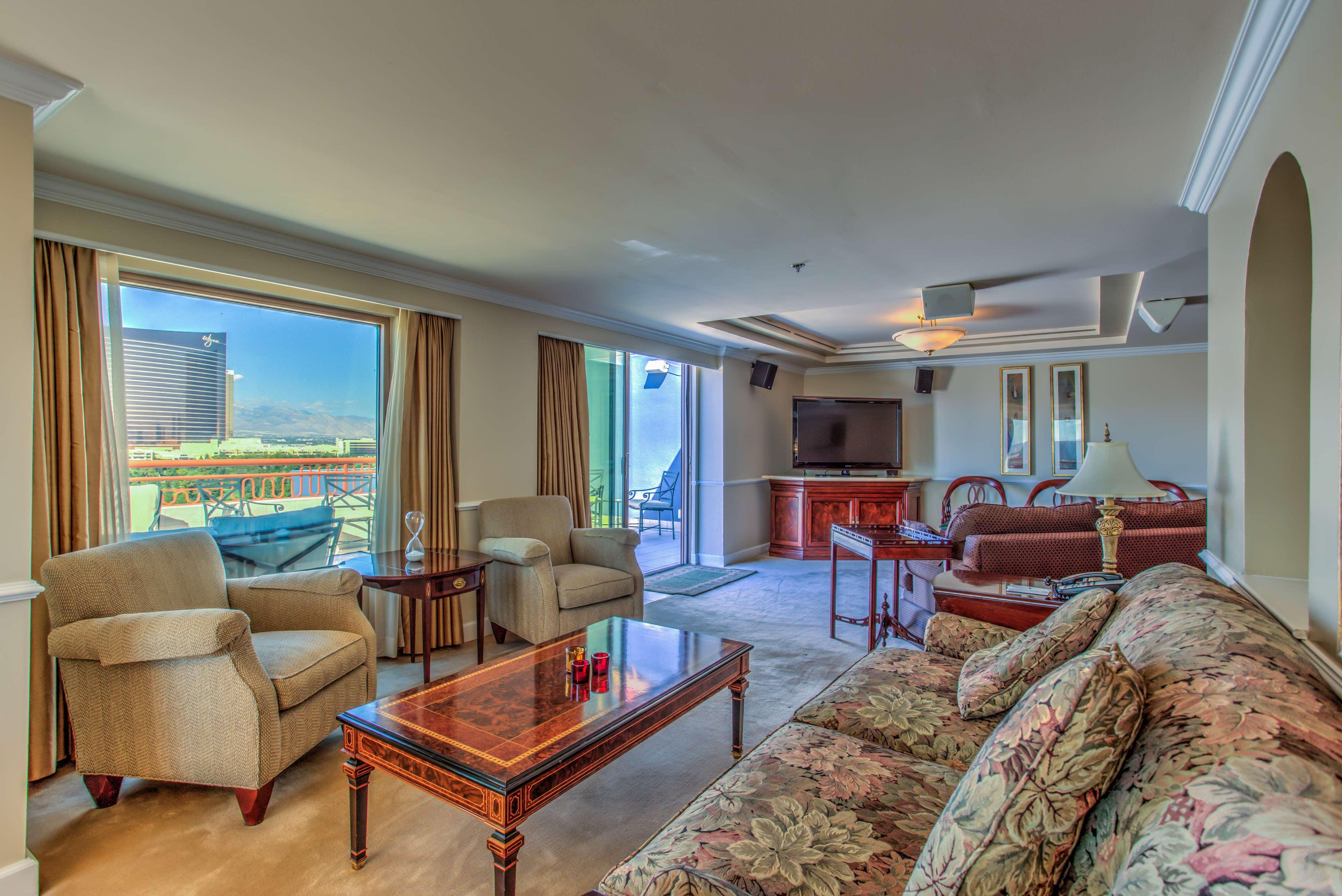 embassy suites by hilton convention center las vegas