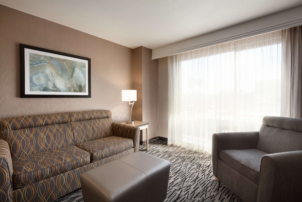 embassy suites by hilton convention center las vegas