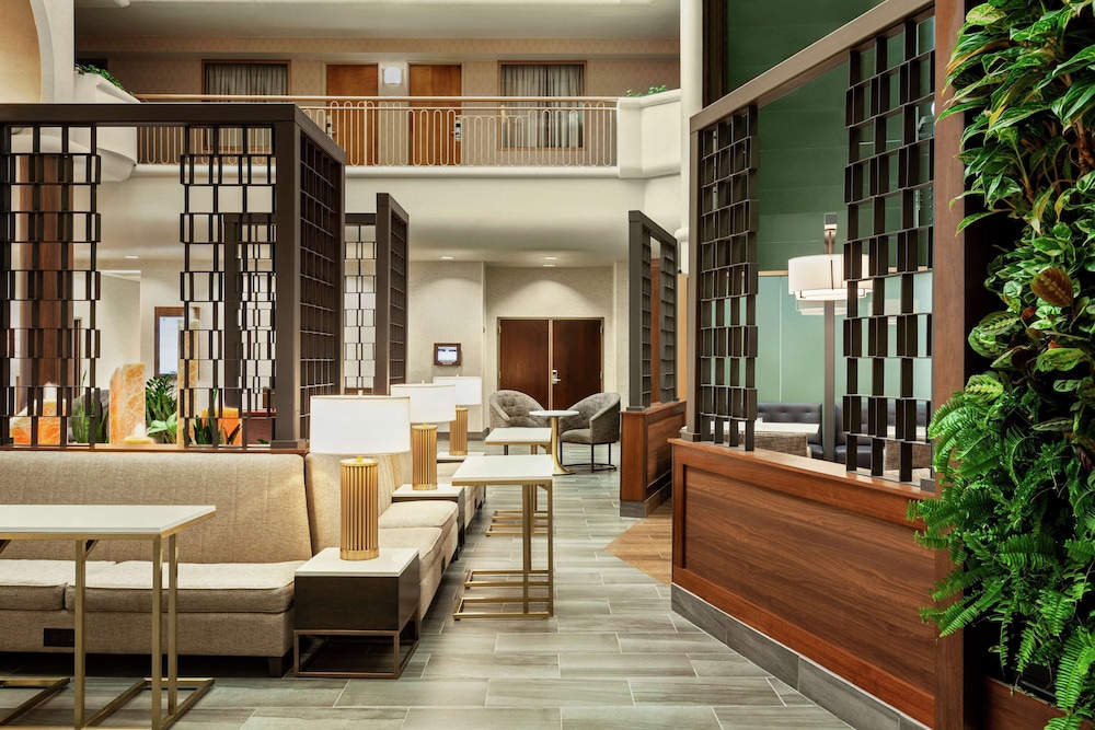 embassy suites by hilton convention center las vegas