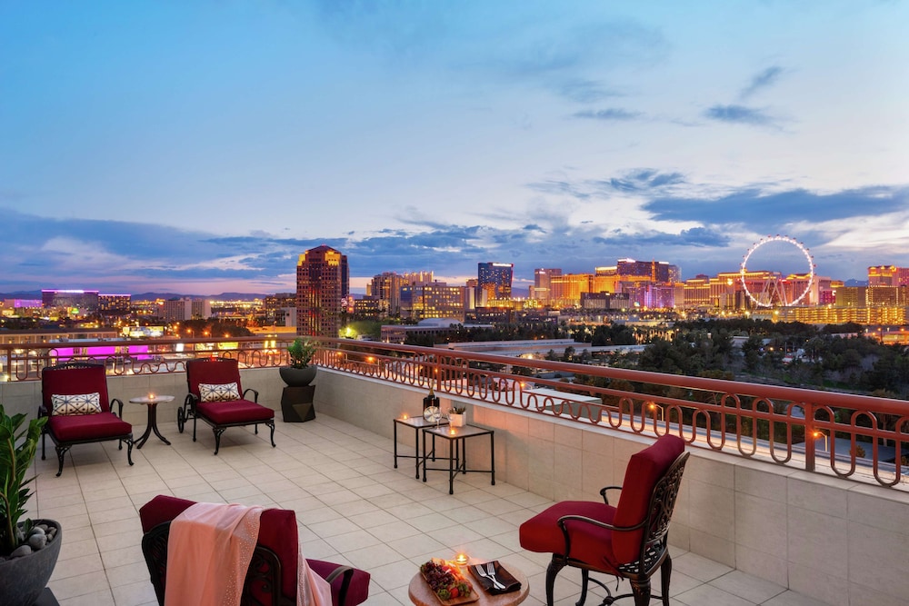 embassy suites by hilton convention center las vegas